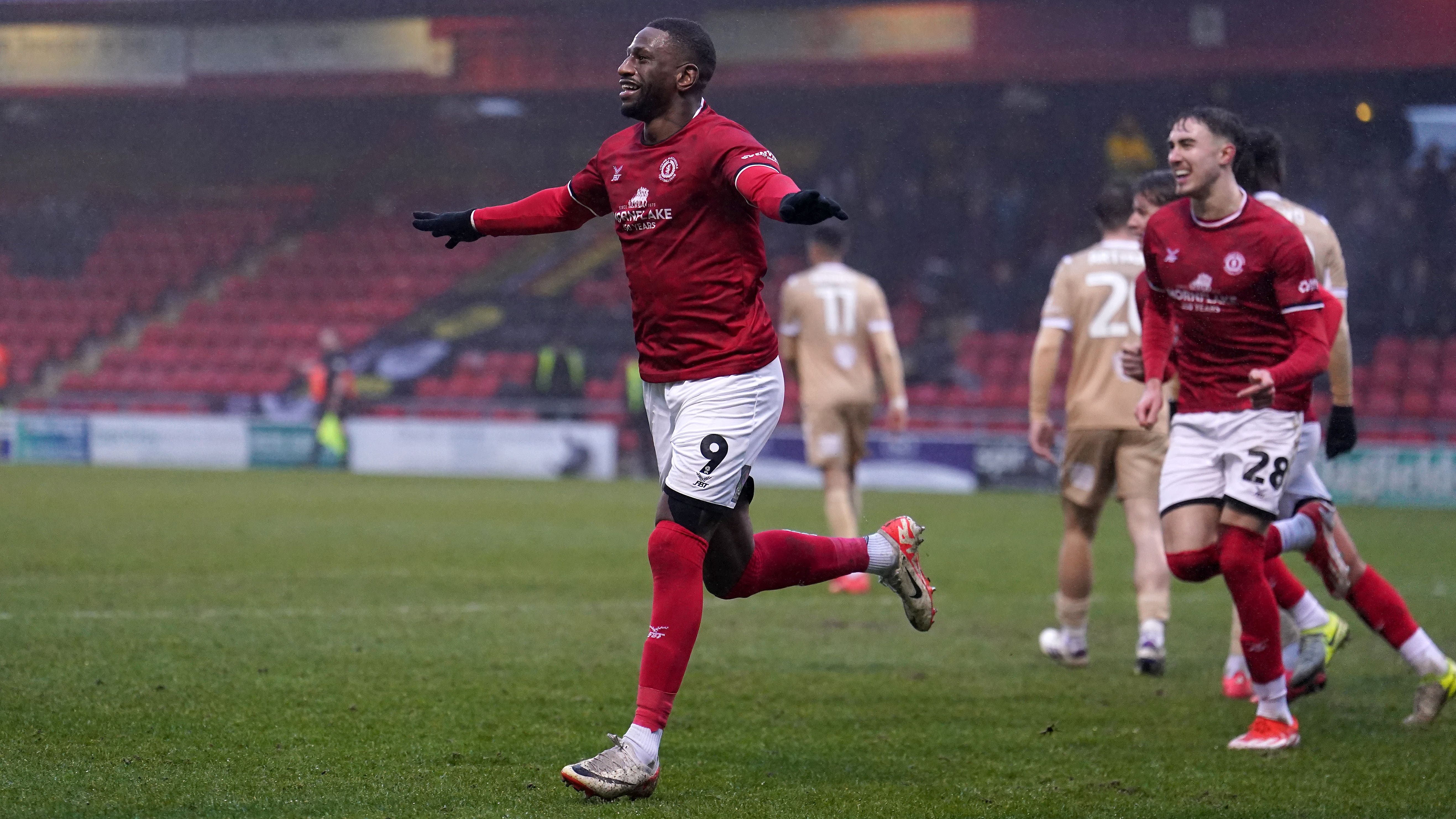 上演了一场 上演了一场