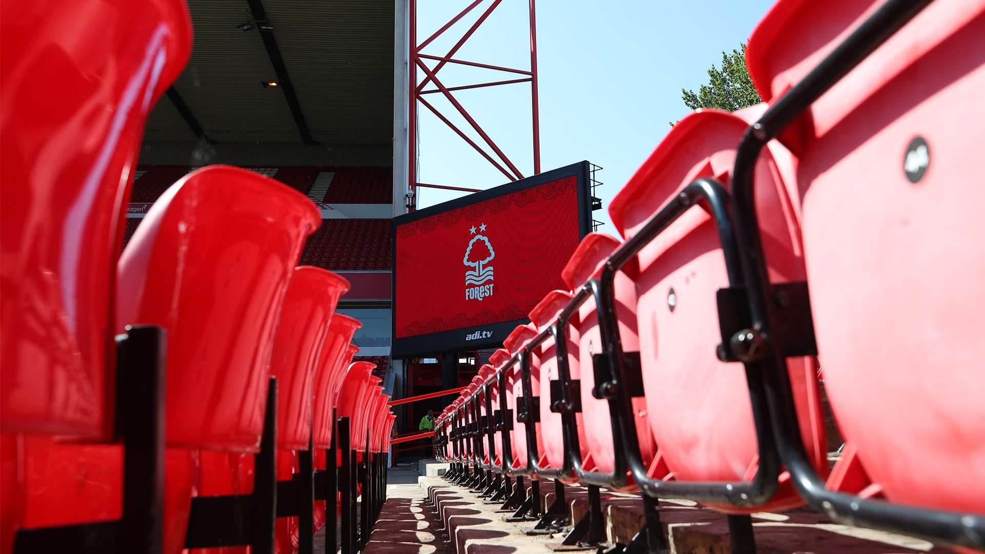 成为中国足 成为中国足